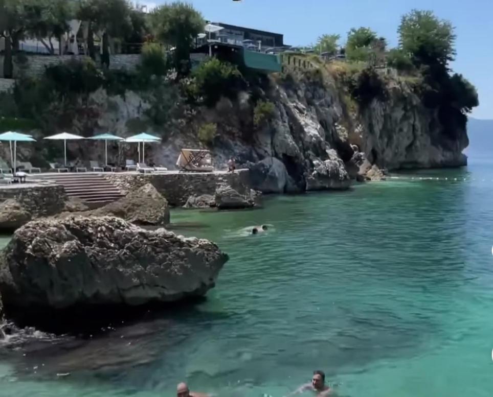 Artemis Beach House Vlorë 外观 照片