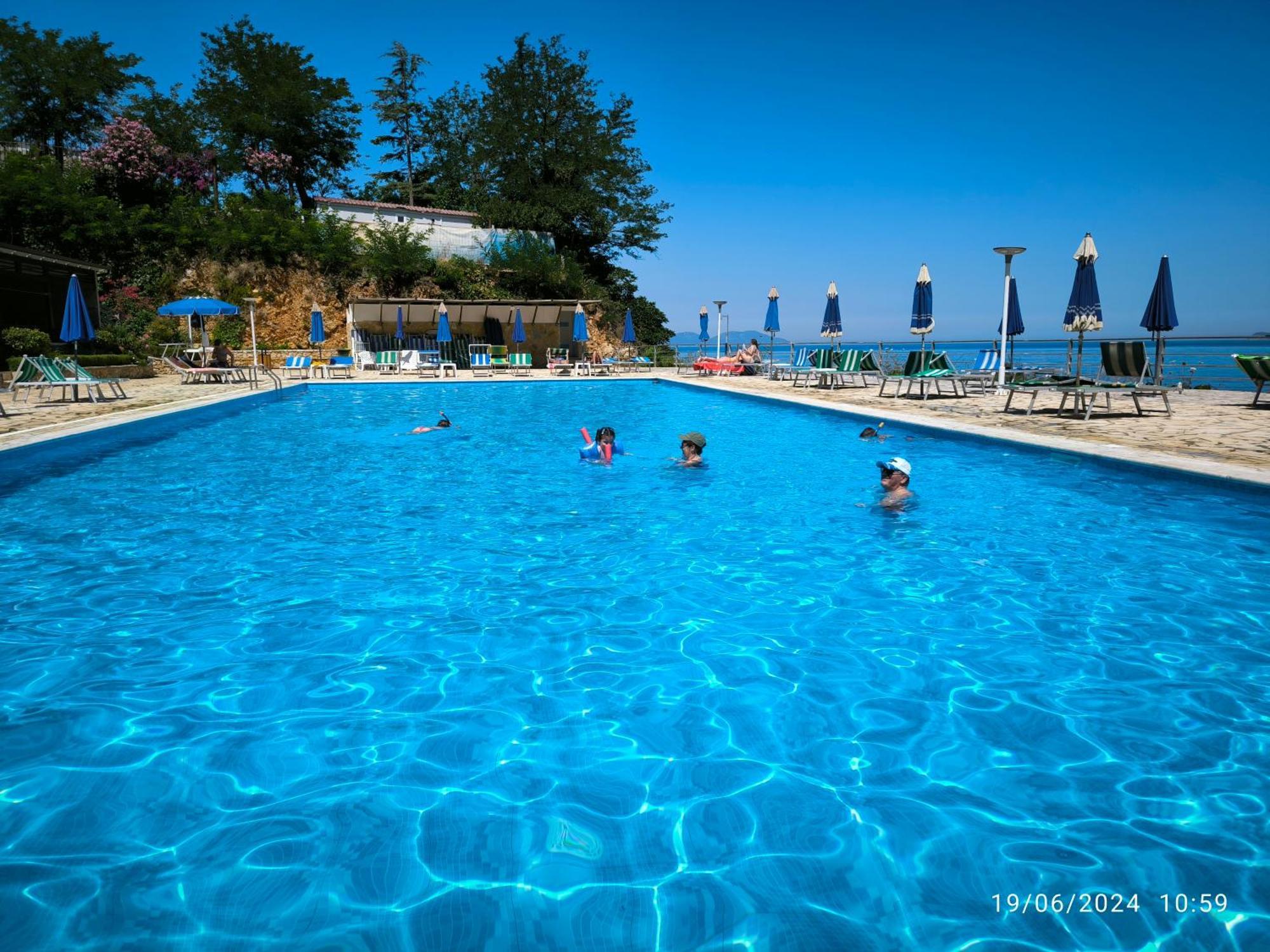Artemis Beach House Vlorë 外观 照片