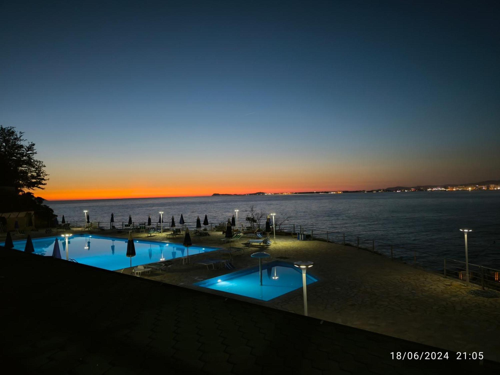 Artemis Beach House Vlorë 外观 照片